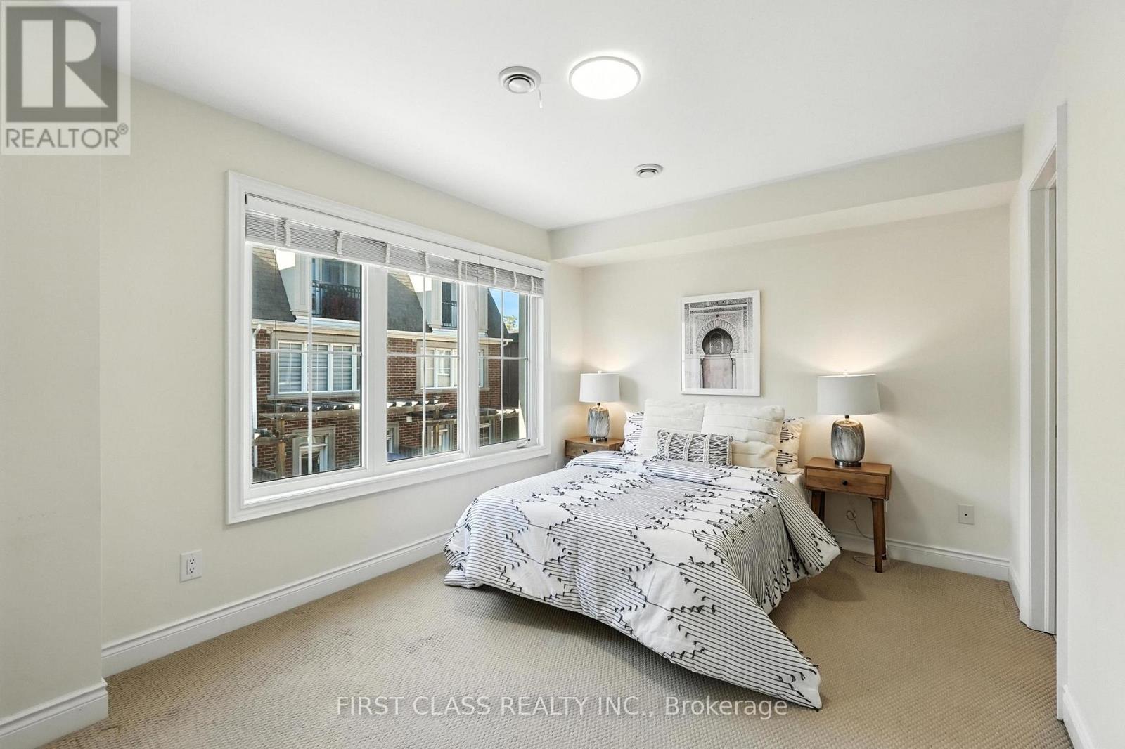 23 Slingsby Lane, Toronto (Willowdale East), Ontario  M2N 0H7 - Photo 21 - C12442752