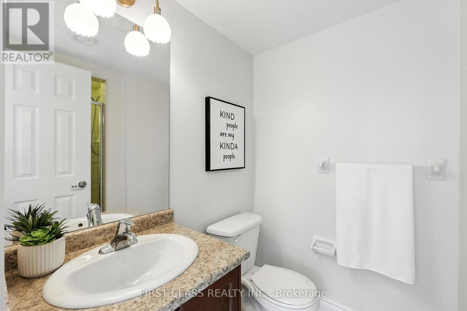 23 Slingsby Lane, Toronto (Willowdale East), Ontario  M2N 0H7 - Photo 22 - C12442752
