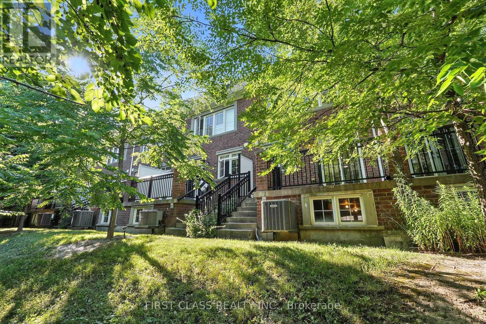23 Slingsby Lane, Toronto (Willowdale East), Ontario  M2N 0H7 - Photo 39 - C12442752