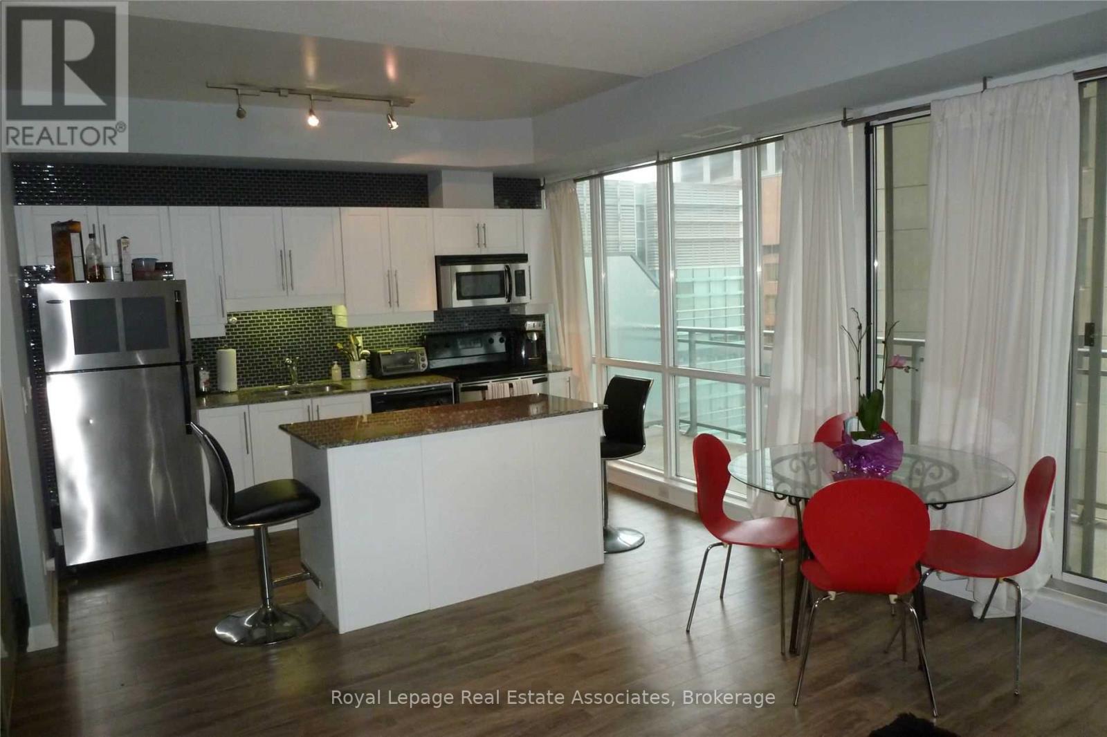 1206 - 220 Victoria Street, Toronto, Ontario  M5B 2R6 - Photo 3 - C12442775