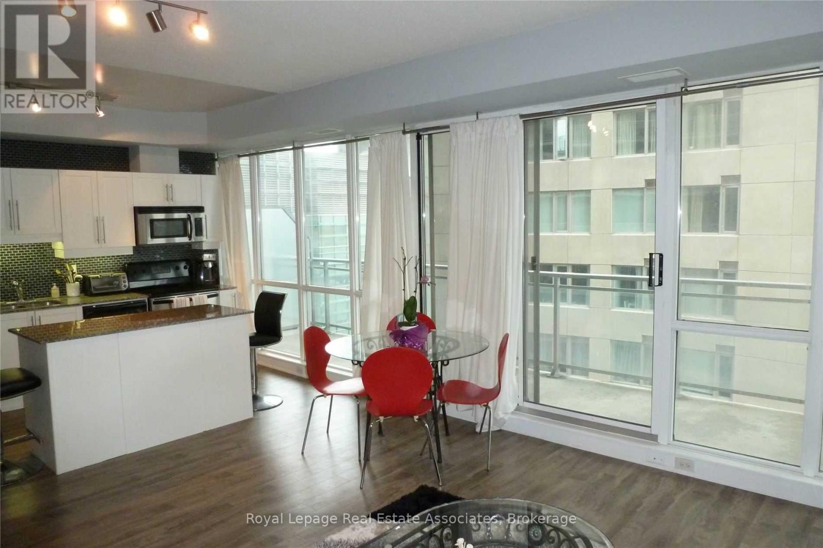 1206 - 220 Victoria Street, Toronto, Ontario  M5B 2R6 - Photo 5 - C12442775