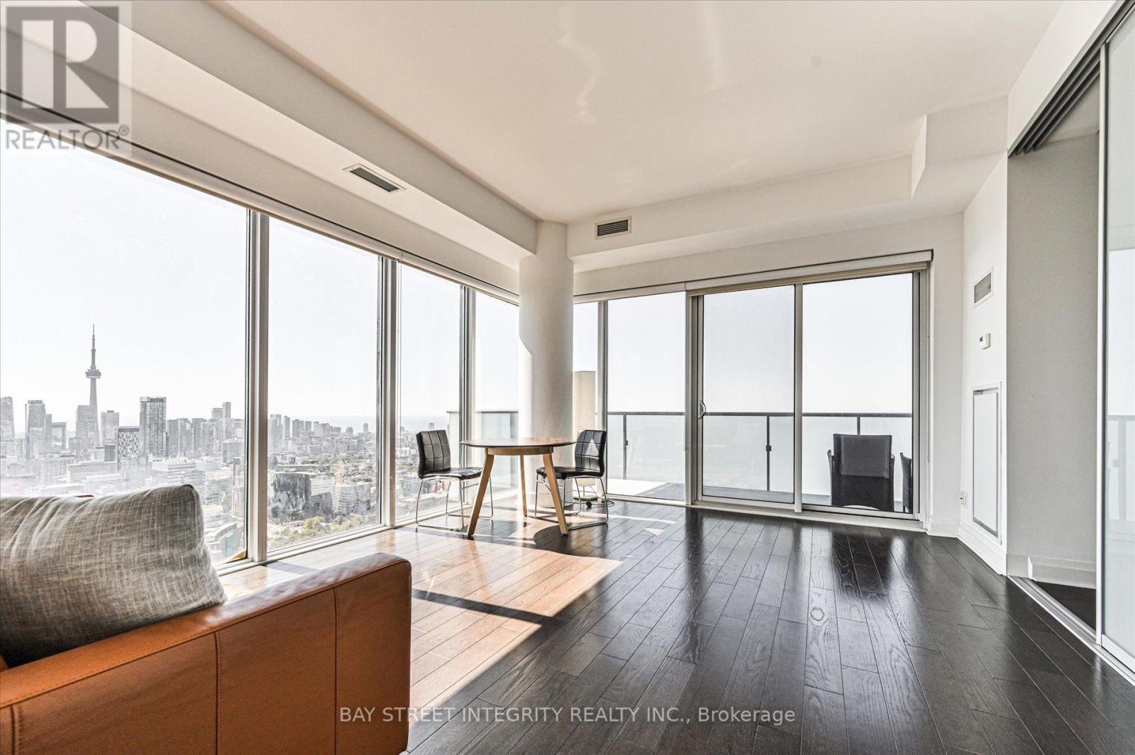 5302 - 1080 Bay Street, Toronto (Bay Street Corridor), Ontario  M5S 0A5 - Photo 10 - C12442810
