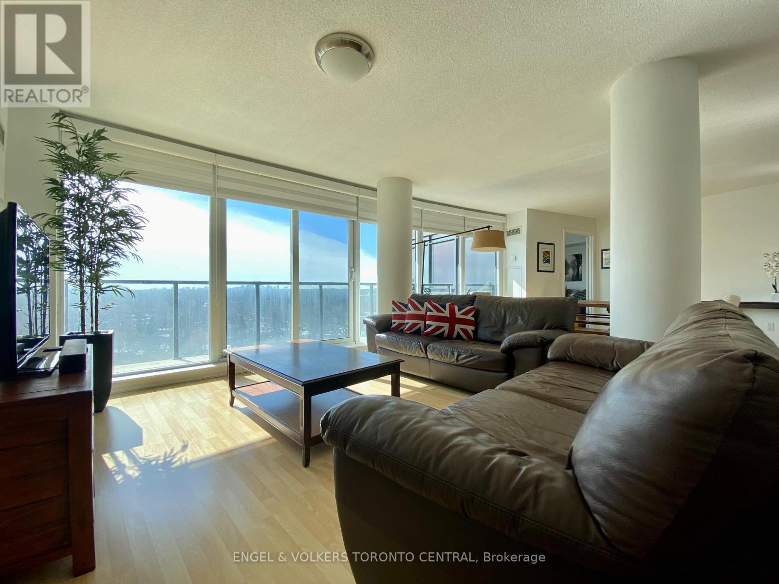 Ph105 - 18 Valley Woods Road, Toronto (Parkwoods-Donalda), Ontario  M3A 0A1 - Photo 11 - C12442820