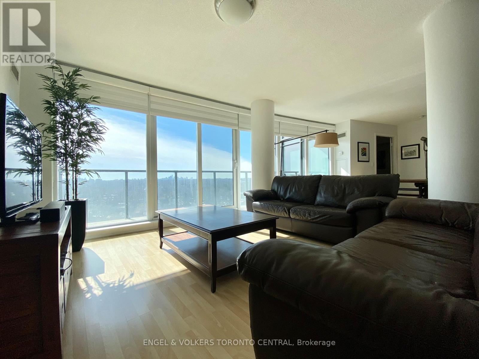 Ph105 - 18 Valley Woods Road, Toronto (Parkwoods-Donalda), Ontario  M3A 0A1 - Photo 12 - C12442820
