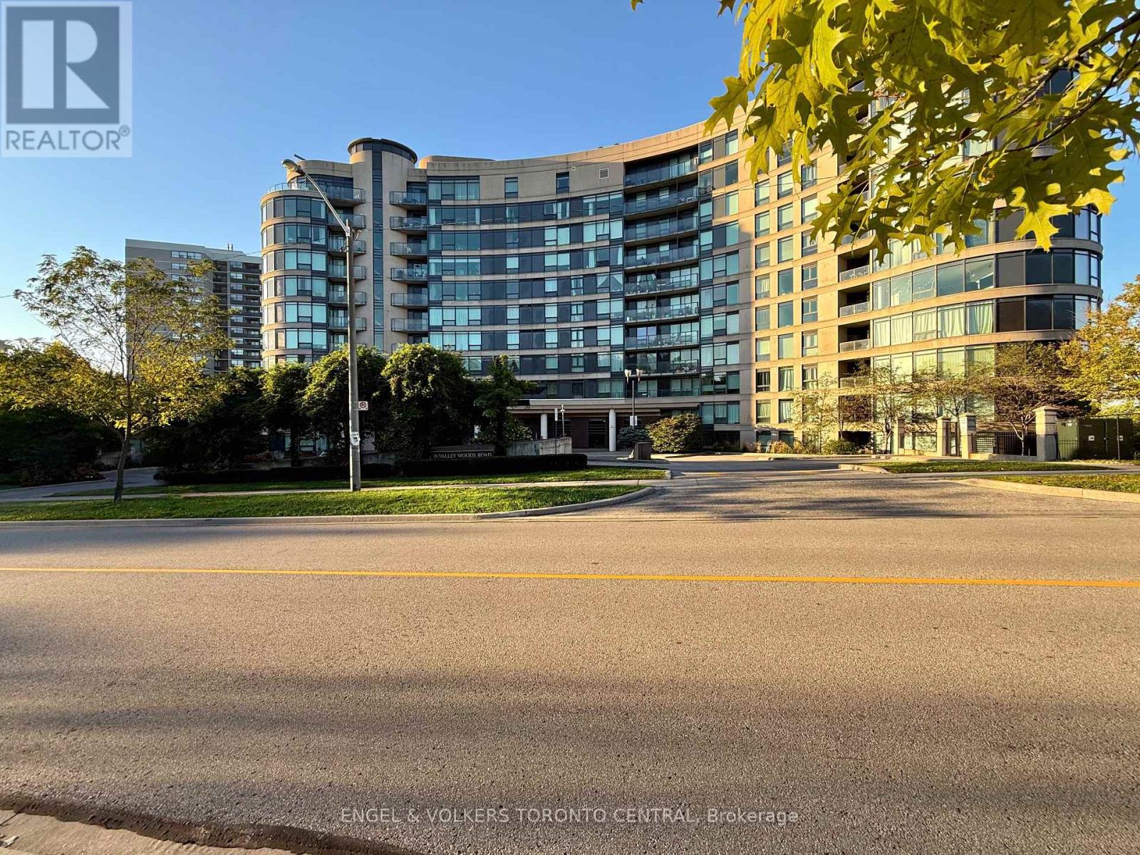 Ph105 - 18 Valley Woods Road, Toronto (Parkwoods-Donalda), Ontario  M3A 0A1 - Photo 3 - C12442820