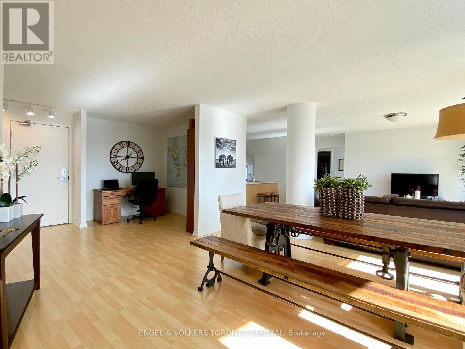 Ph105 - 18 Valley Woods Road, Toronto (Parkwoods-Donalda), Ontario  M3A 0A1 - Photo 5 - C12442820
