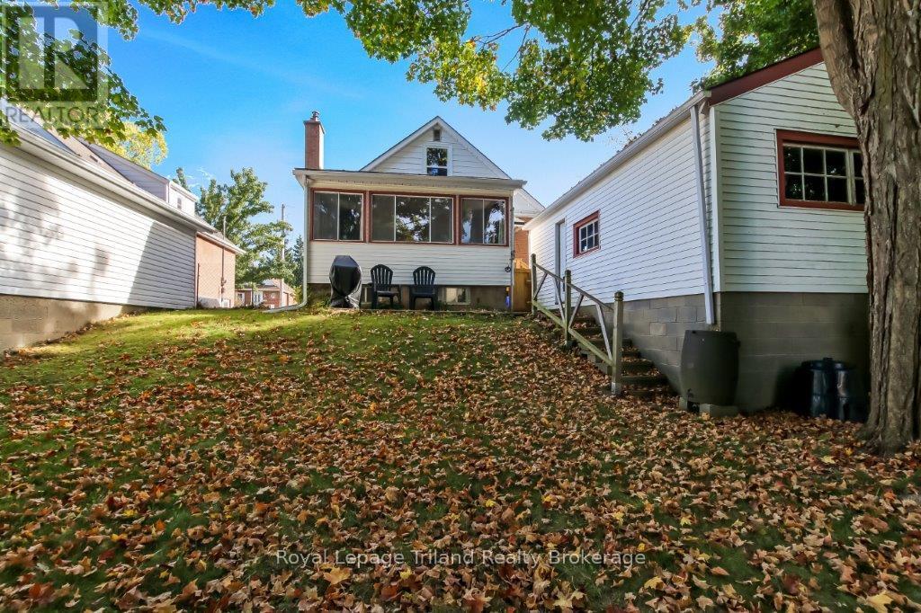 217 Sydenham Street, Woodstock, Ontario  N4S 7B8 - Photo 26 - X12442845