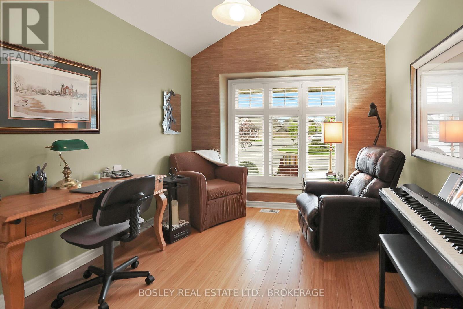 3 - 21 Loretta Drive W, Niagara-On-The-Lake (Virgil), Ontario  L0S 1T0 - Photo 12 - X12442861