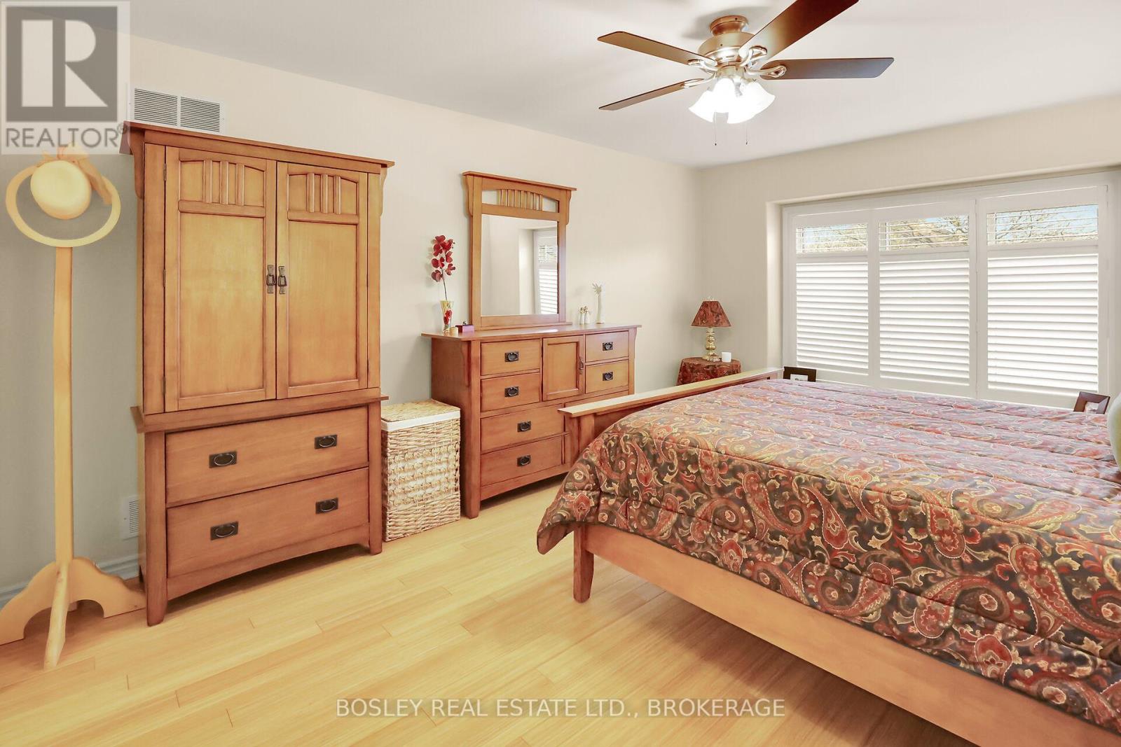3 - 21 Loretta Drive W, Niagara-On-The-Lake (Virgil), Ontario  L0S 1T0 - Photo 18 - X12442861