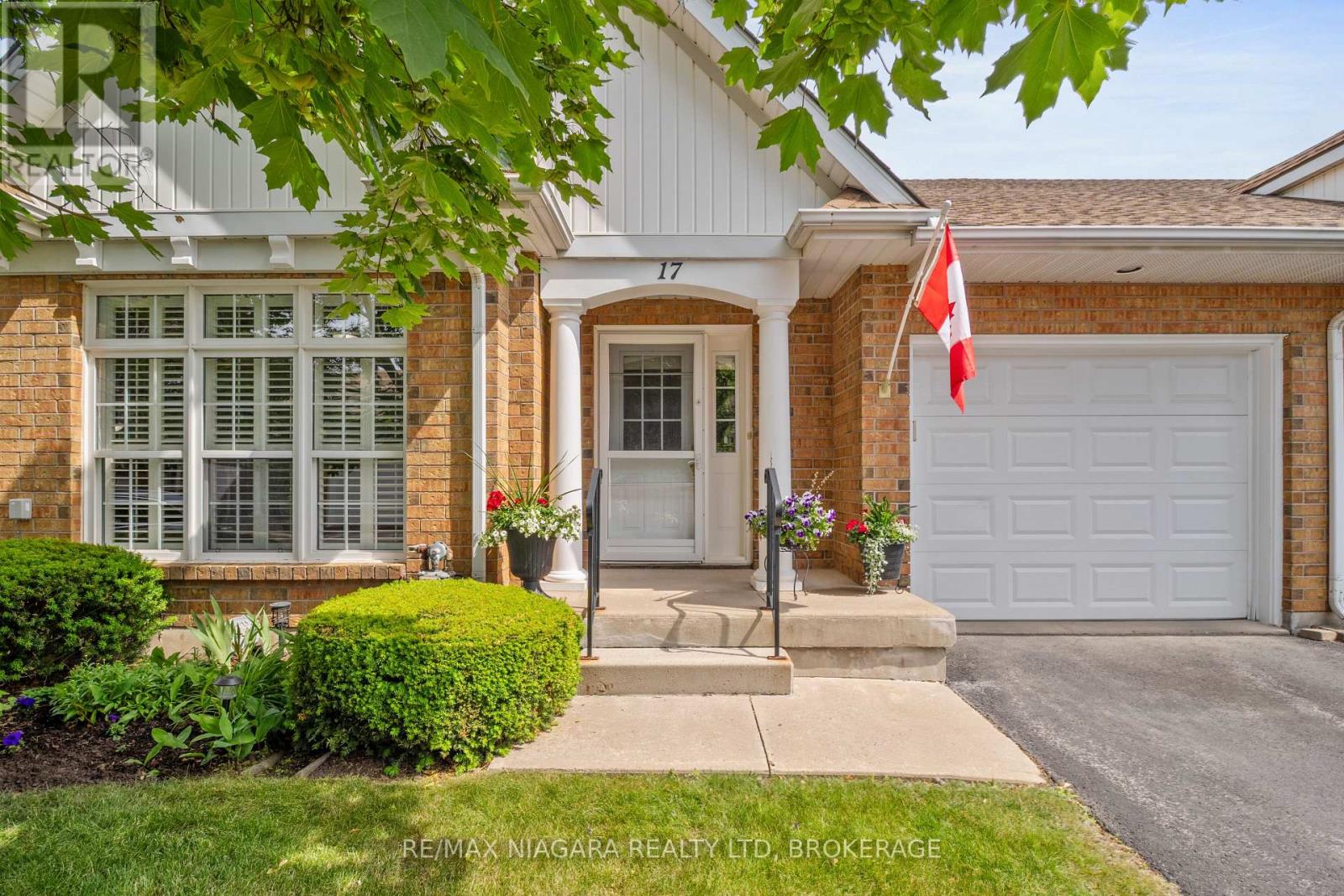 17 - 2684 Mewburn Road, Niagara Falls (Casey), Ontario  L2J 0A9 - Photo 1 - X12442904