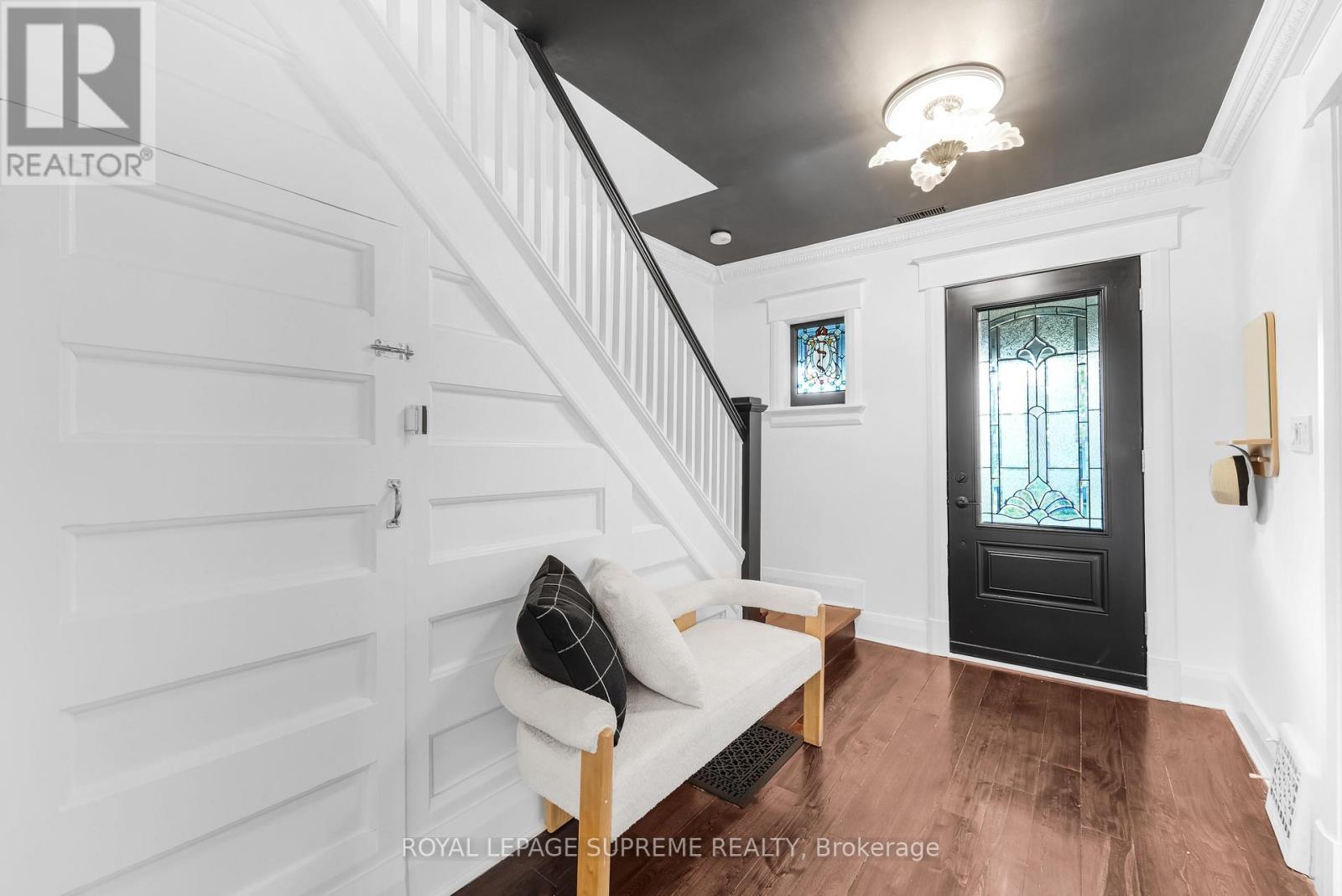 270 Withrow Avenue, Toronto, Ontario  M4K 1E4 - Photo 2 - E12442720