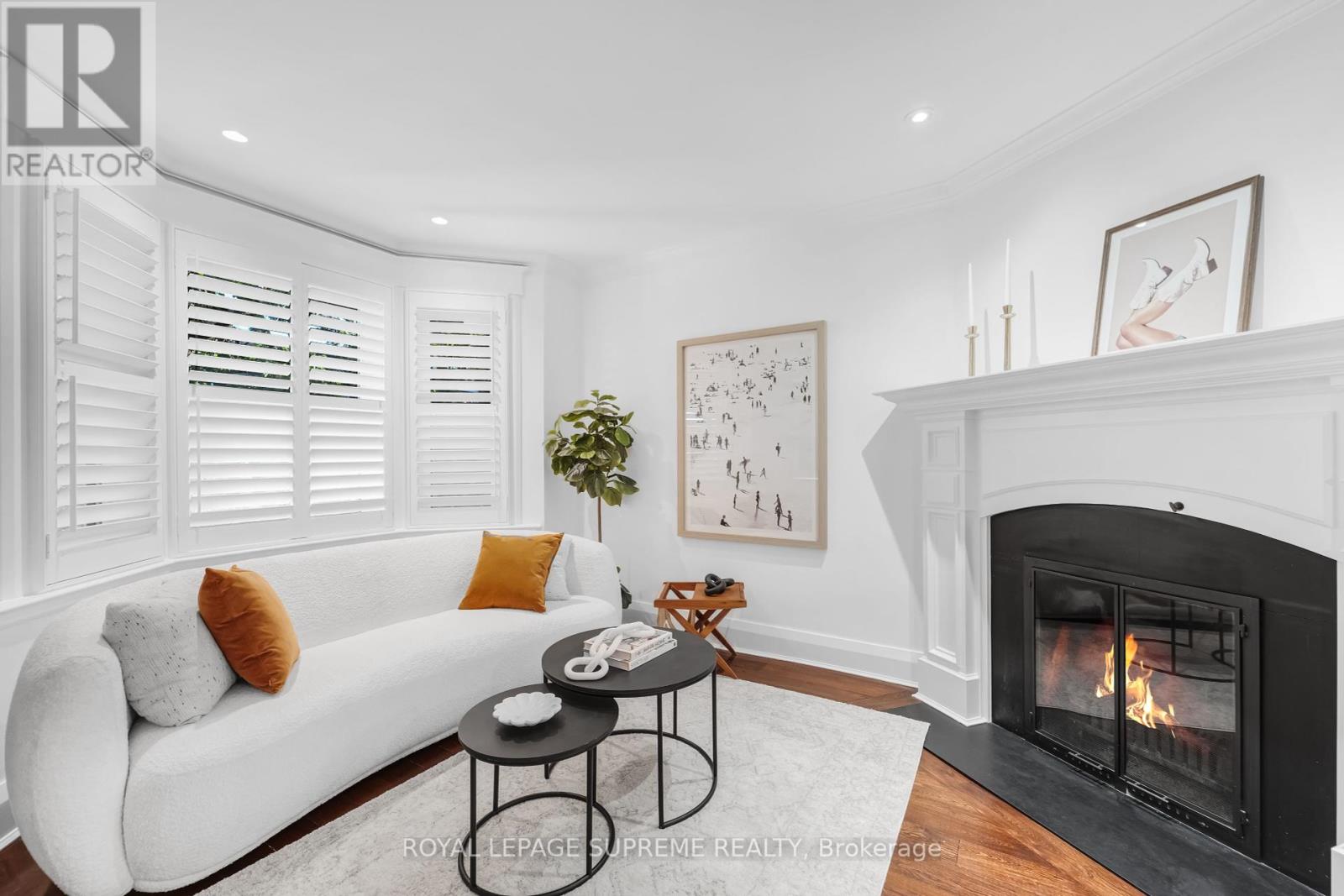 270 Withrow Avenue, Toronto, Ontario  M4K 1E4 - Photo 3 - E12442720