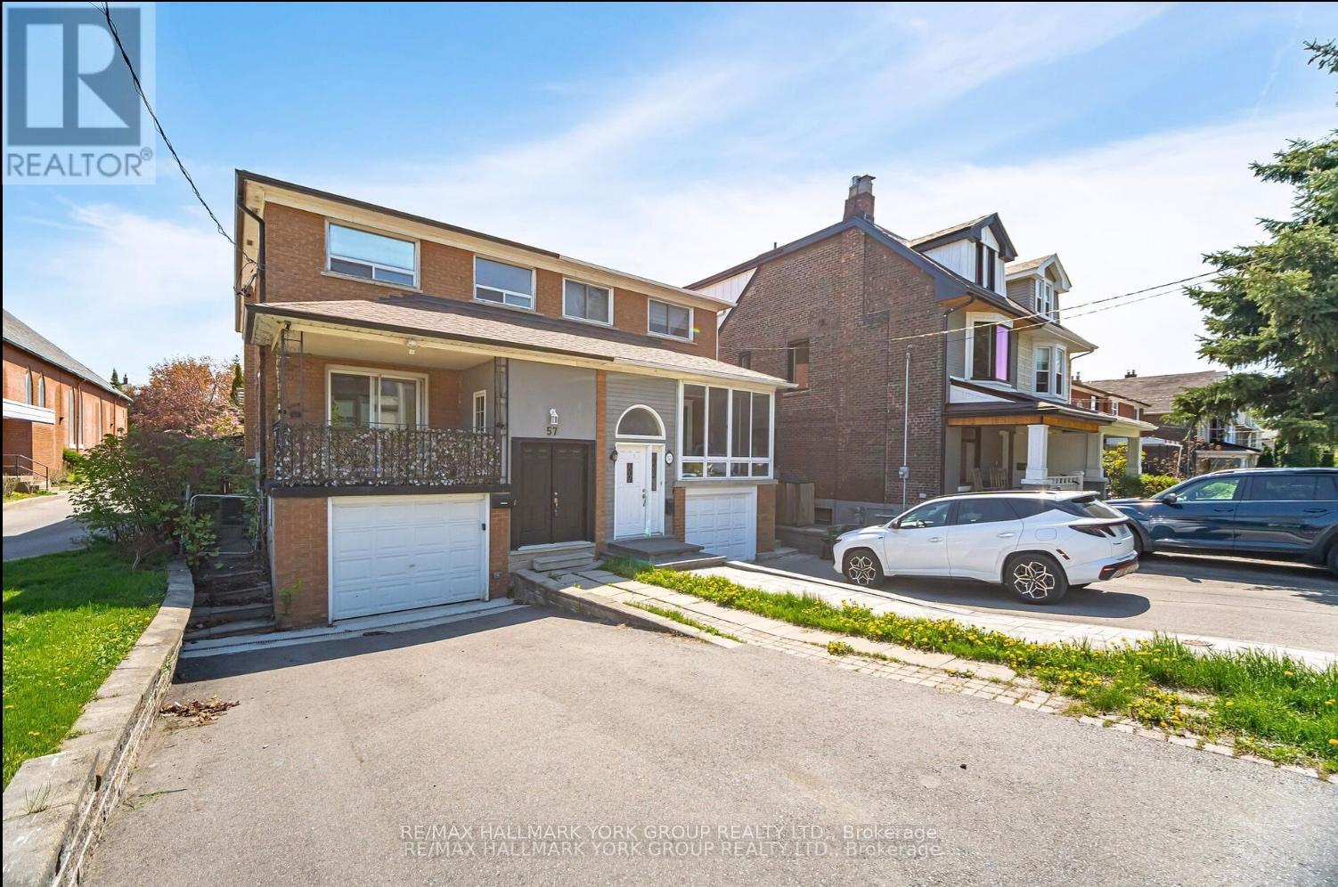 57 CURZON UPPER STREET, Toronto, Ontario