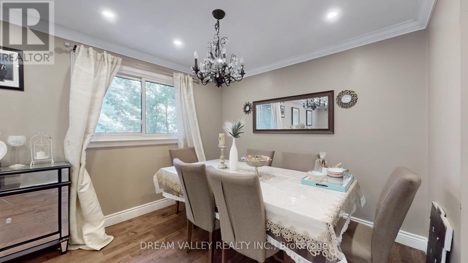 15 Scarborough Golf Club Road, Toronto (Scarborough Village), Ontario  M1M 3C6 - Photo 11 - E12442764