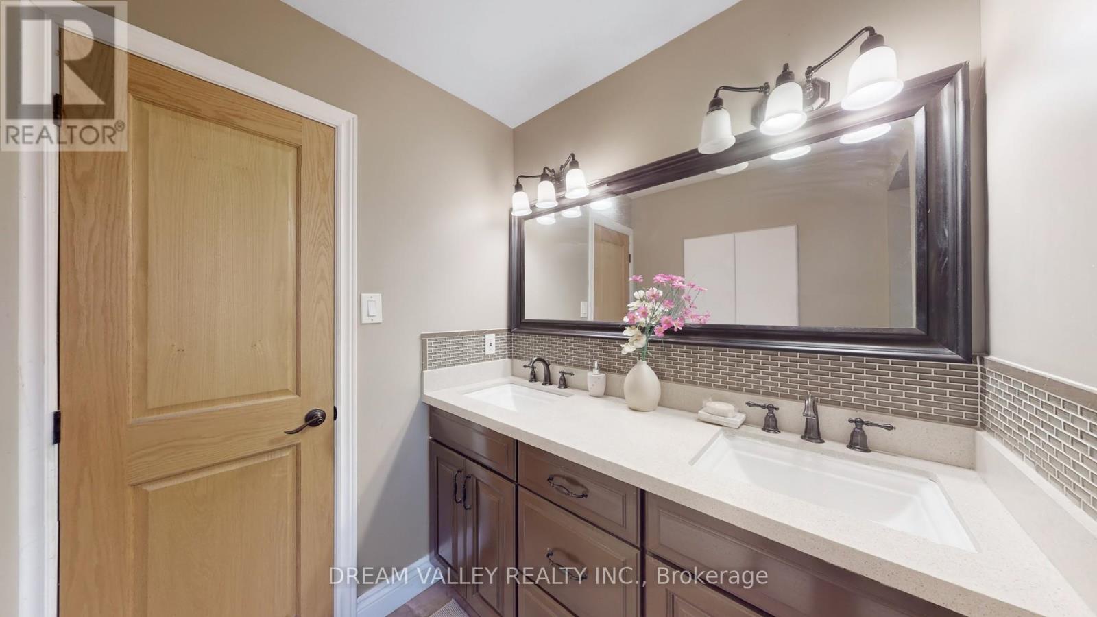 15 Scarborough Golf Club Road, Toronto (Scarborough Village), Ontario  M1M 3C6 - Photo 32 - E12442764
