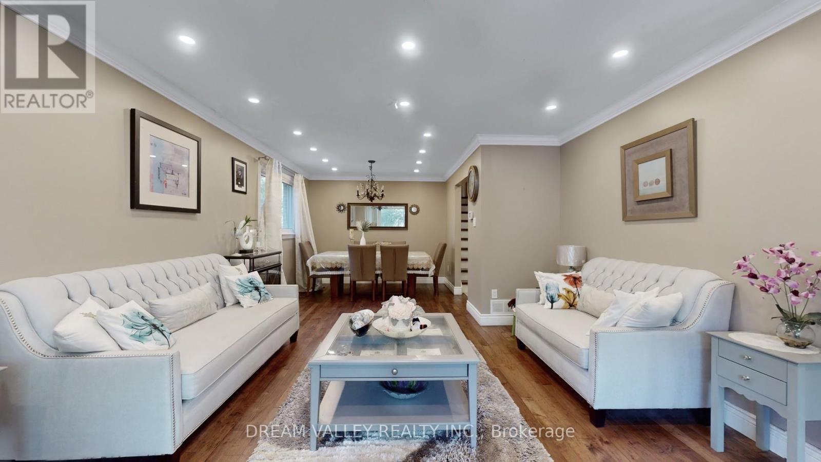 15 Scarborough Golf Club Road, Toronto (Scarborough Village), Ontario  M1M 3C6 - Photo 9 - E12442764