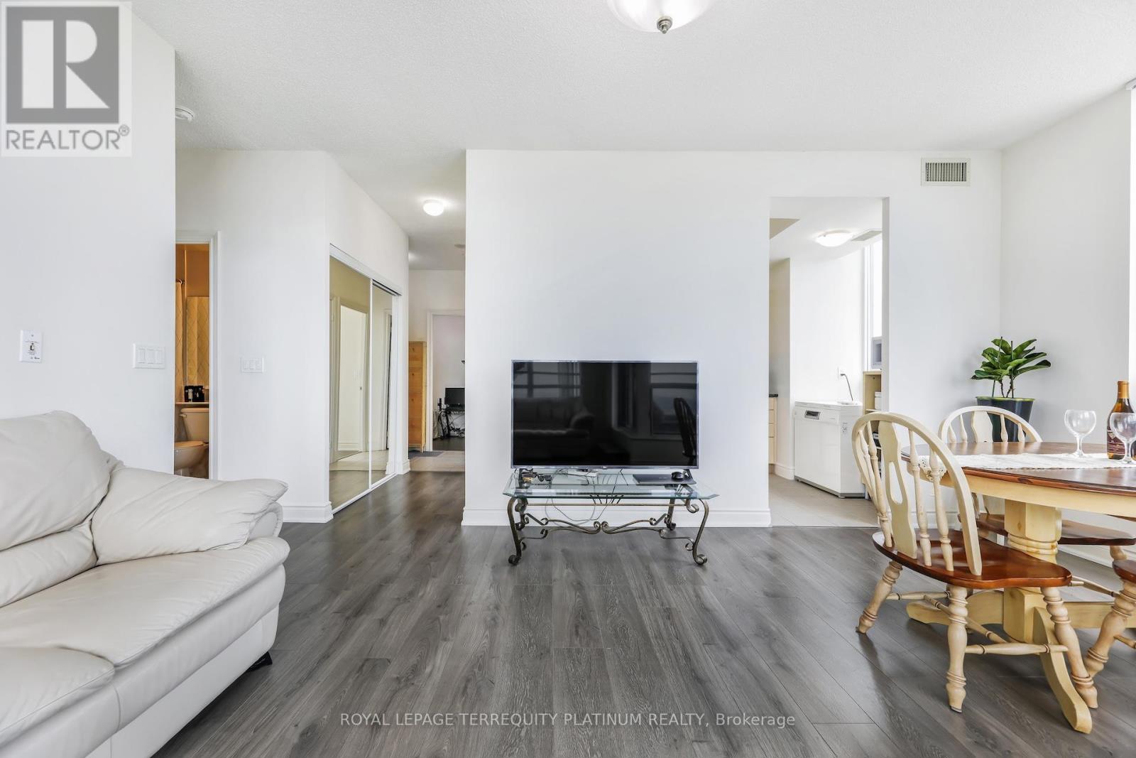 Ph 3403 - 60 Brian Harrison Way, Toronto (Bendale), Ontario  M1P 5J5 - Photo 9 - E12442776