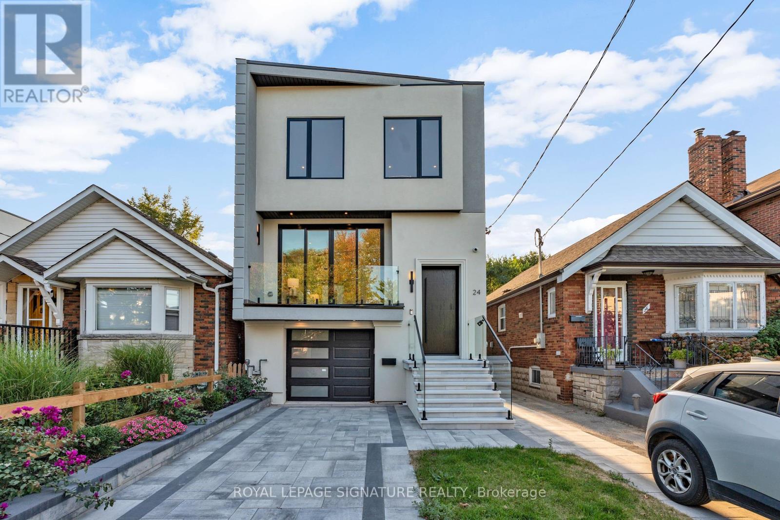 24 Elmsdale Road, Toronto (East York), Ontario  M4J 3M4 - Photo 1 - E12442790