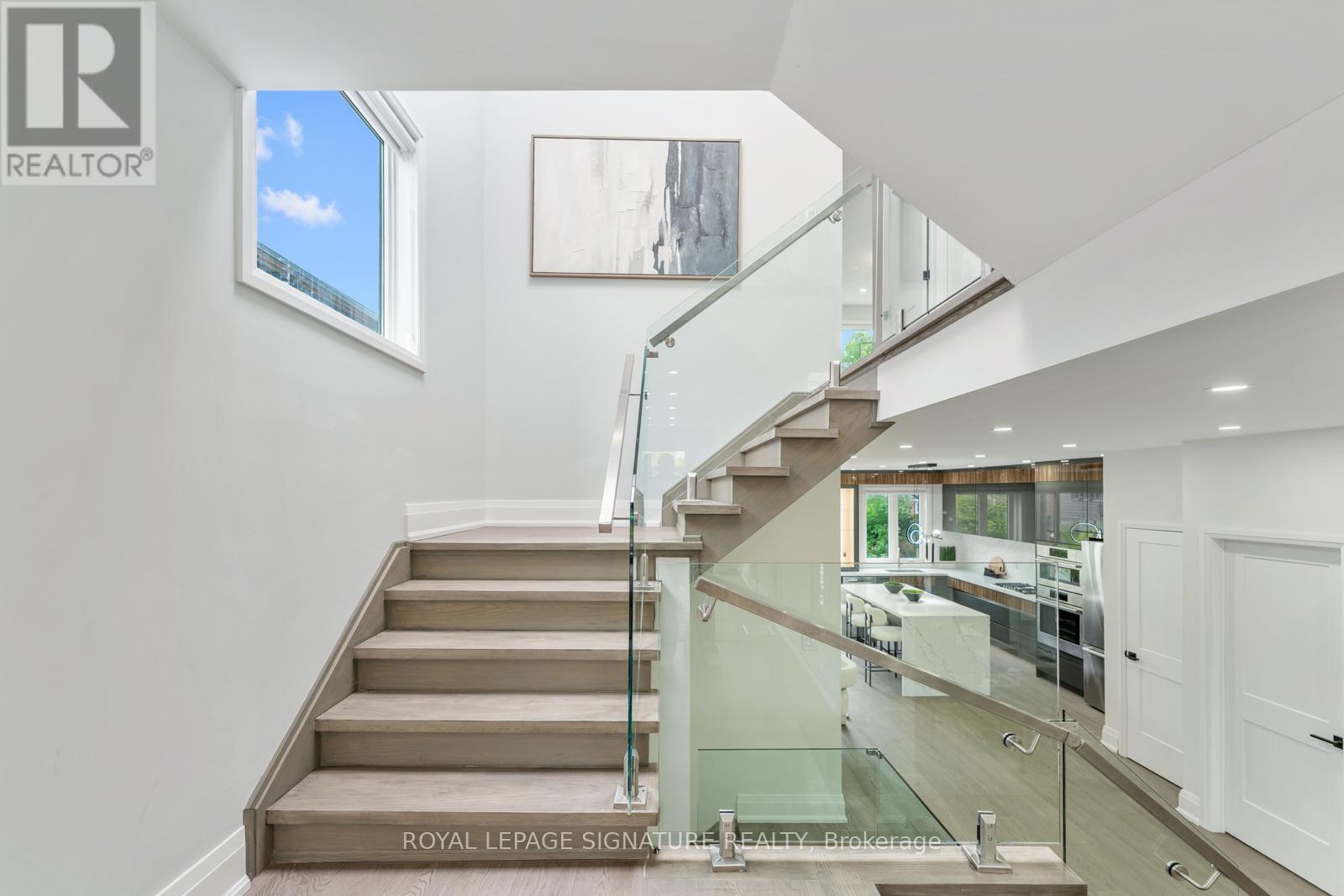 17 Trenton Avenue, Toronto (Woodbine-Lumsden), Ontario  M4C 2Z3 - Photo 20 - E12442829