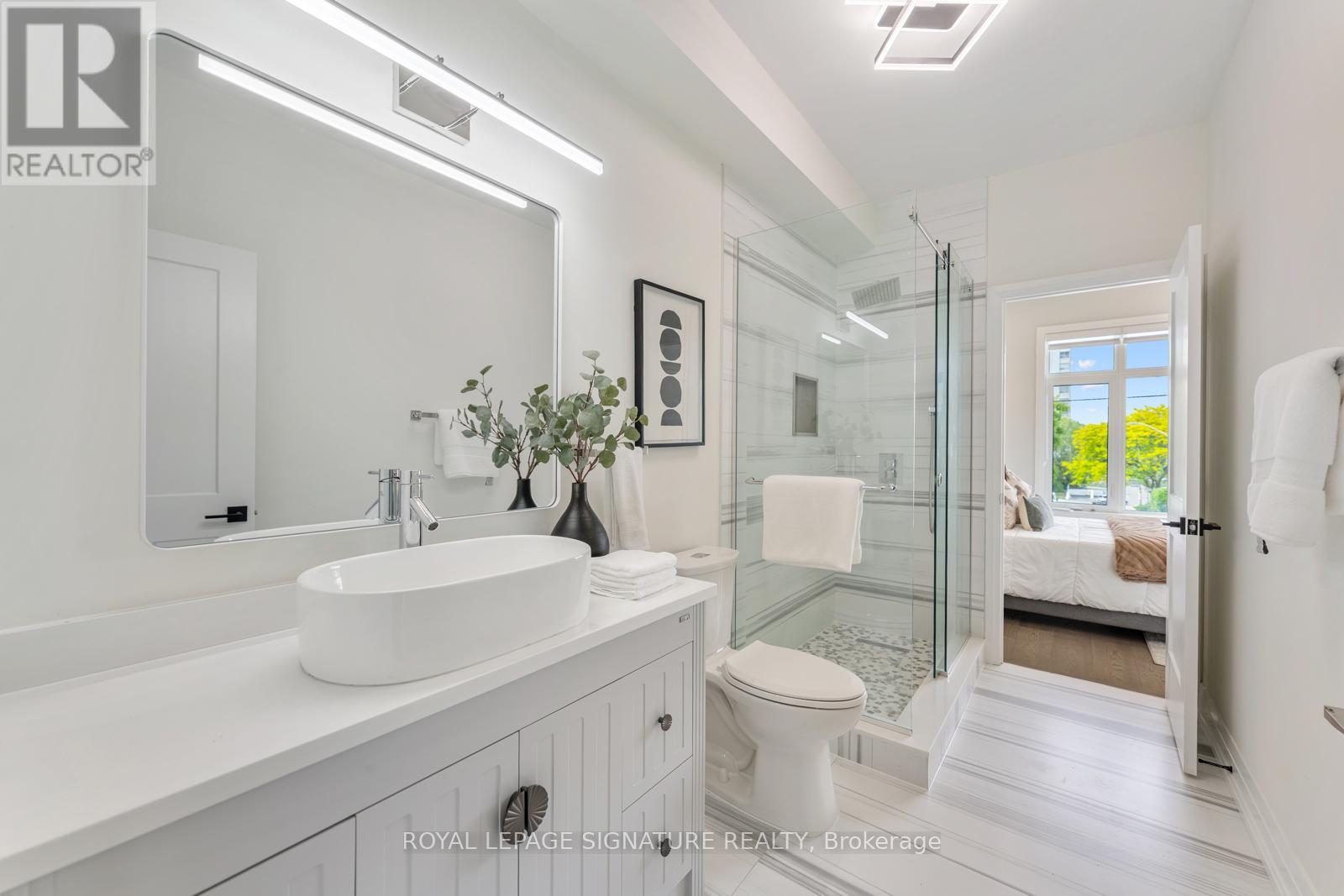17 Trenton Avenue, Toronto (Woodbine-Lumsden), Ontario  M4C 2Z3 - Photo 29 - E12442829