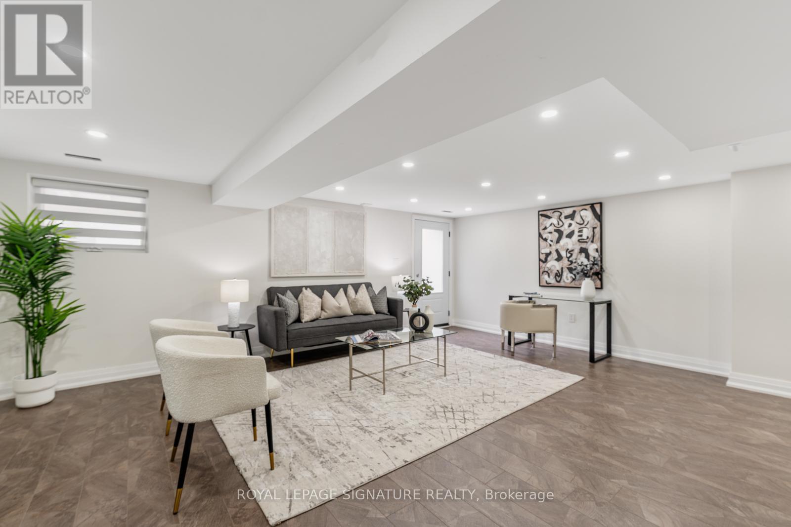 17 Trenton Avenue, Toronto (Woodbine-Lumsden), Ontario  M4C 2Z3 - Photo 35 - E12442829