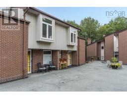 30 Garden Court Terrace, Dartmouth, Ca