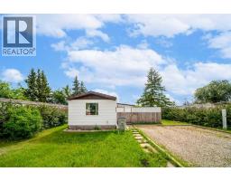 517 2 Ave Crescent Wainwright, Wainwright, Ca
