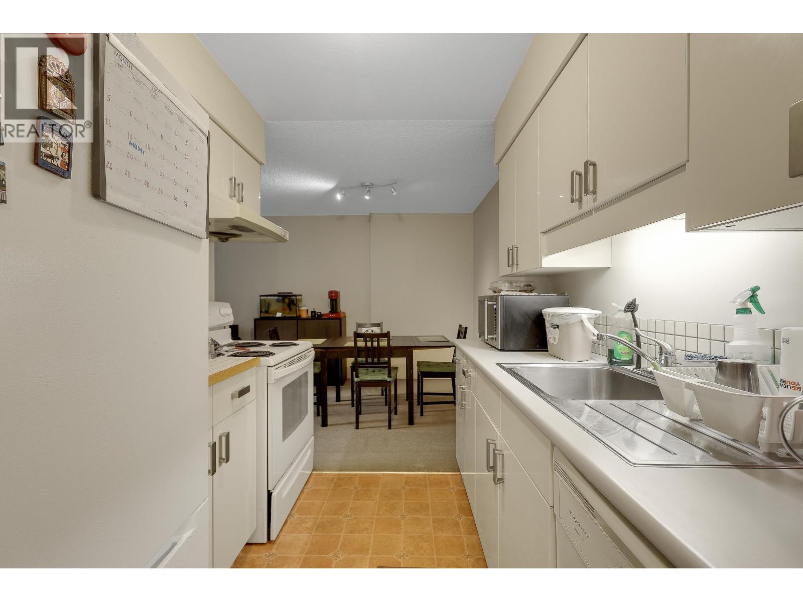 406 5932 Patterson Avenue, Burnaby, British Columbia  V5H 4B4 - Photo 8 - R3053993