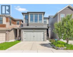 69 Howse Common NE Livingston