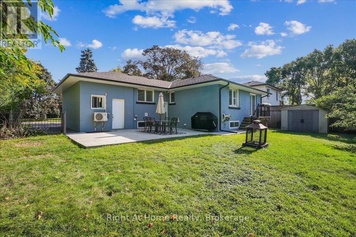 257 Wales Crescent, Oakville, Ontario  L6L 3X8 - Photo 39 - W12435949