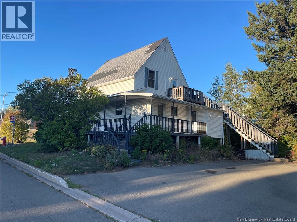 381 Harold Street, Dieppe, New Brunswick  E1A 1Y9 - Photo 2 - NB127865