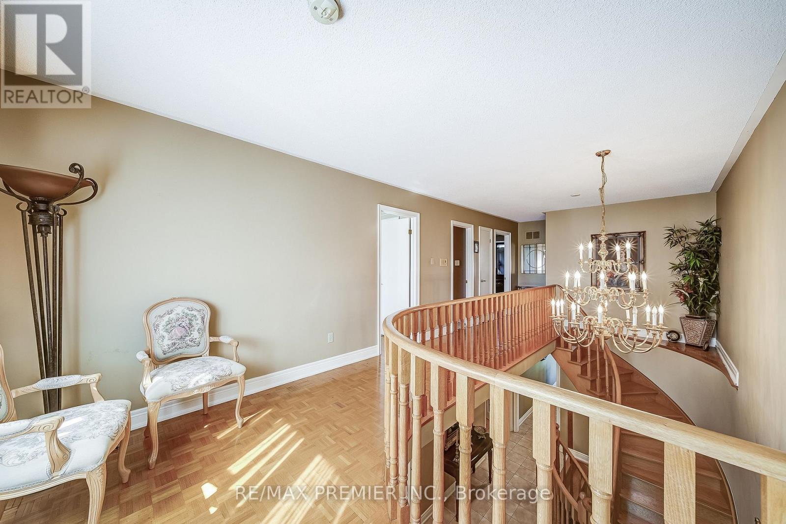 300 Belview Avenue, Vaughan (East Woodbridge), Ontario  L4L 7V7 - Photo 17 - N12442678