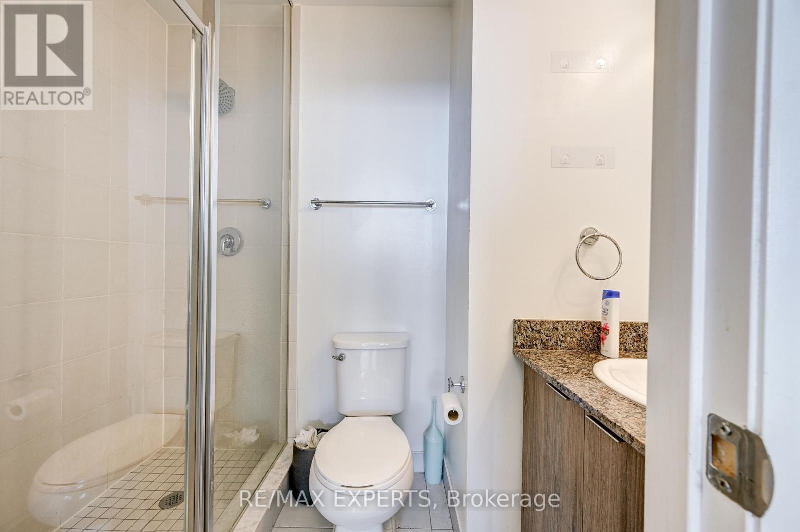 3002 - 2910 Highway 7 Road W, Vaughan (Concord), Ontario  L4K 0H8 - Photo 13 - N12442681