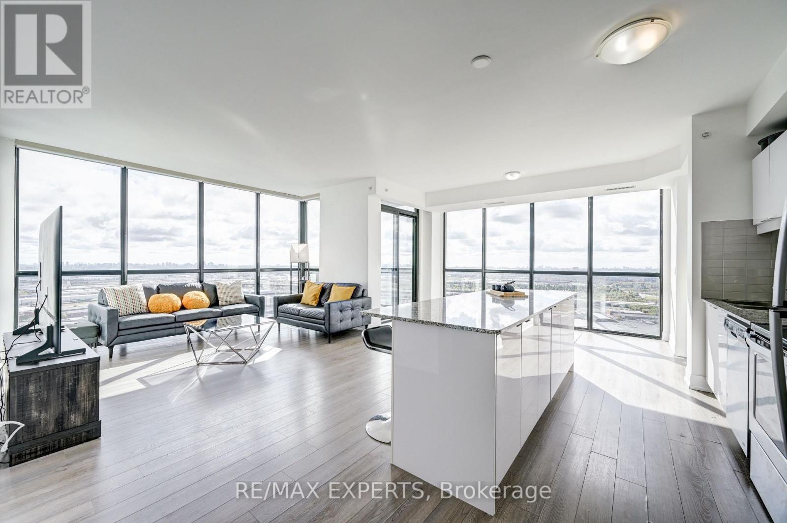 3002 - 2910 Highway 7 Road W, Vaughan (Concord), Ontario  L4K 0H8 - Photo 3 - N12442681