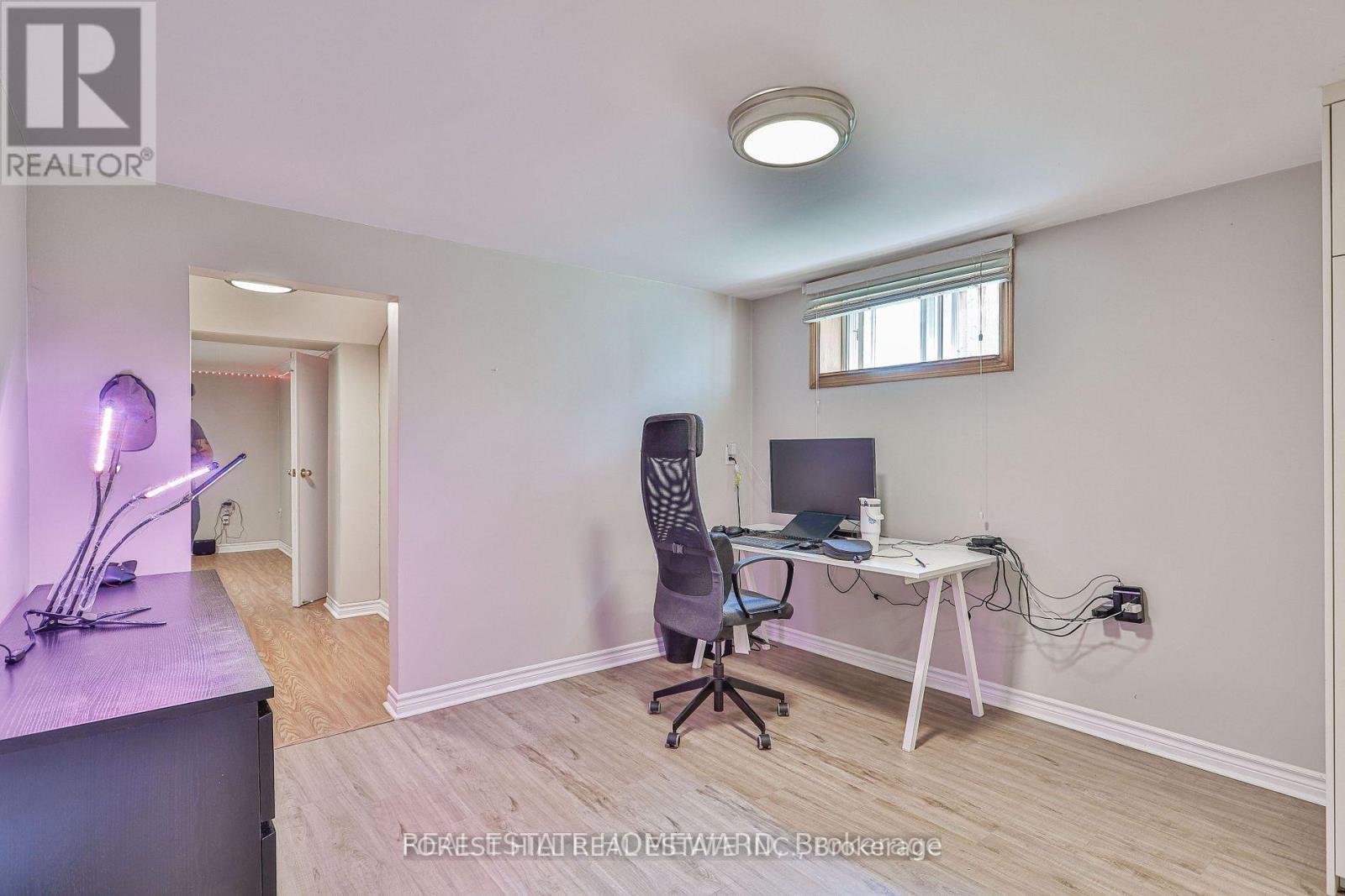 (Basement) - 220 Neal Drive, Richmond Hill, Ontario  L4C 3L1 - Photo 13 - N12442704