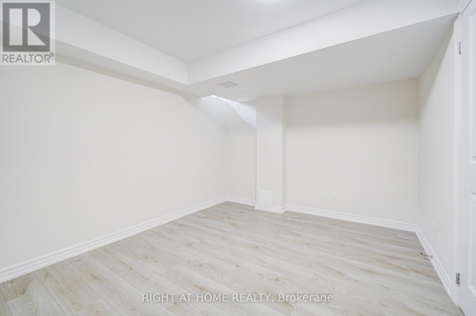 Basement - 33 John Stocks Way, Markham, Ontario  L3T 0G1 - Photo 2 - N12442785