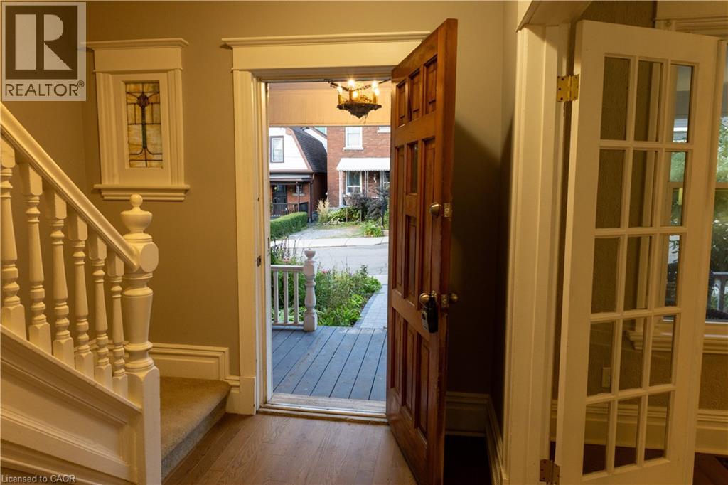 21 Sunset Avenue, Hamilton, Ontario  L8R 1V7 - Photo 9 - 40775474