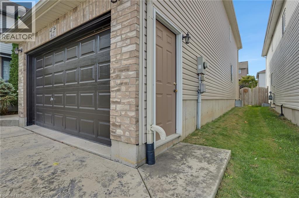 67 Tottenham Street, Kitchener, Ontario  N2R 1V8 - Photo 3 - 40775832