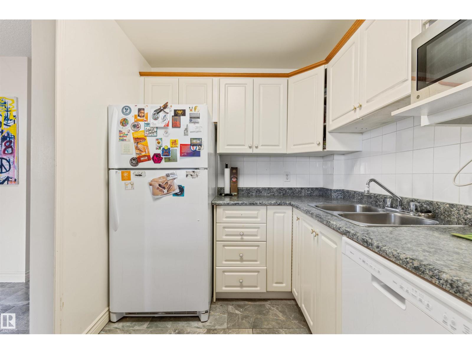 #104 7816 106 Av Nw, Edmonton, Alberta  T6A 1H5 - Photo 5 - E4460630