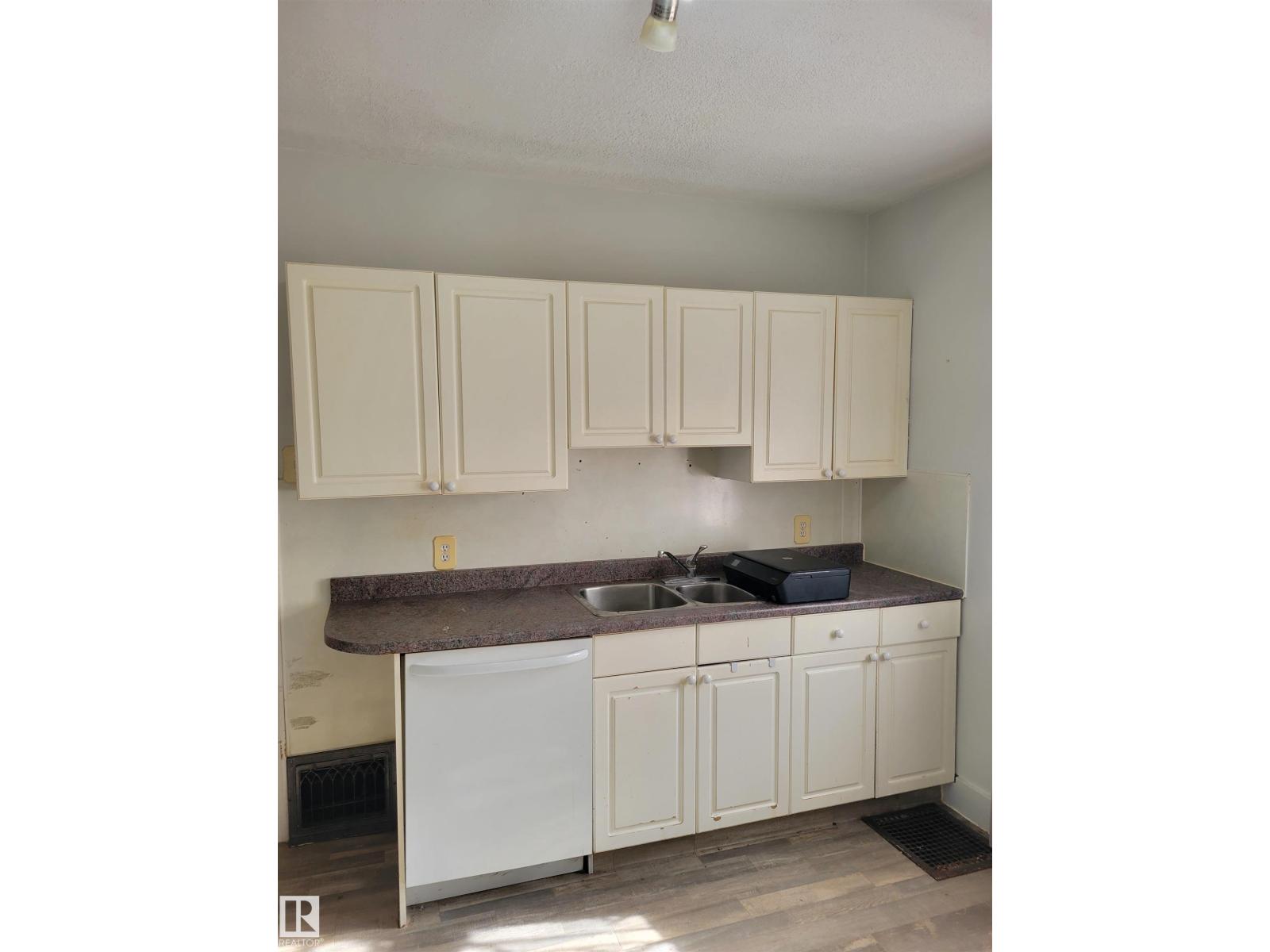 10822 107 St Nw, Edmonton, Alberta  T5H 2Z3 - Photo 14 - E4460634