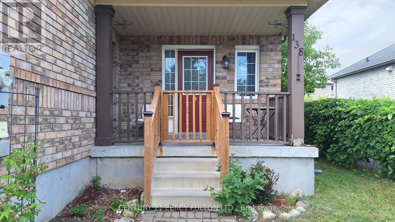138 Tunbridge Road, Barrie (Georgian Drive), Ontario  L4M 6T1 - Photo 3 - S12442669