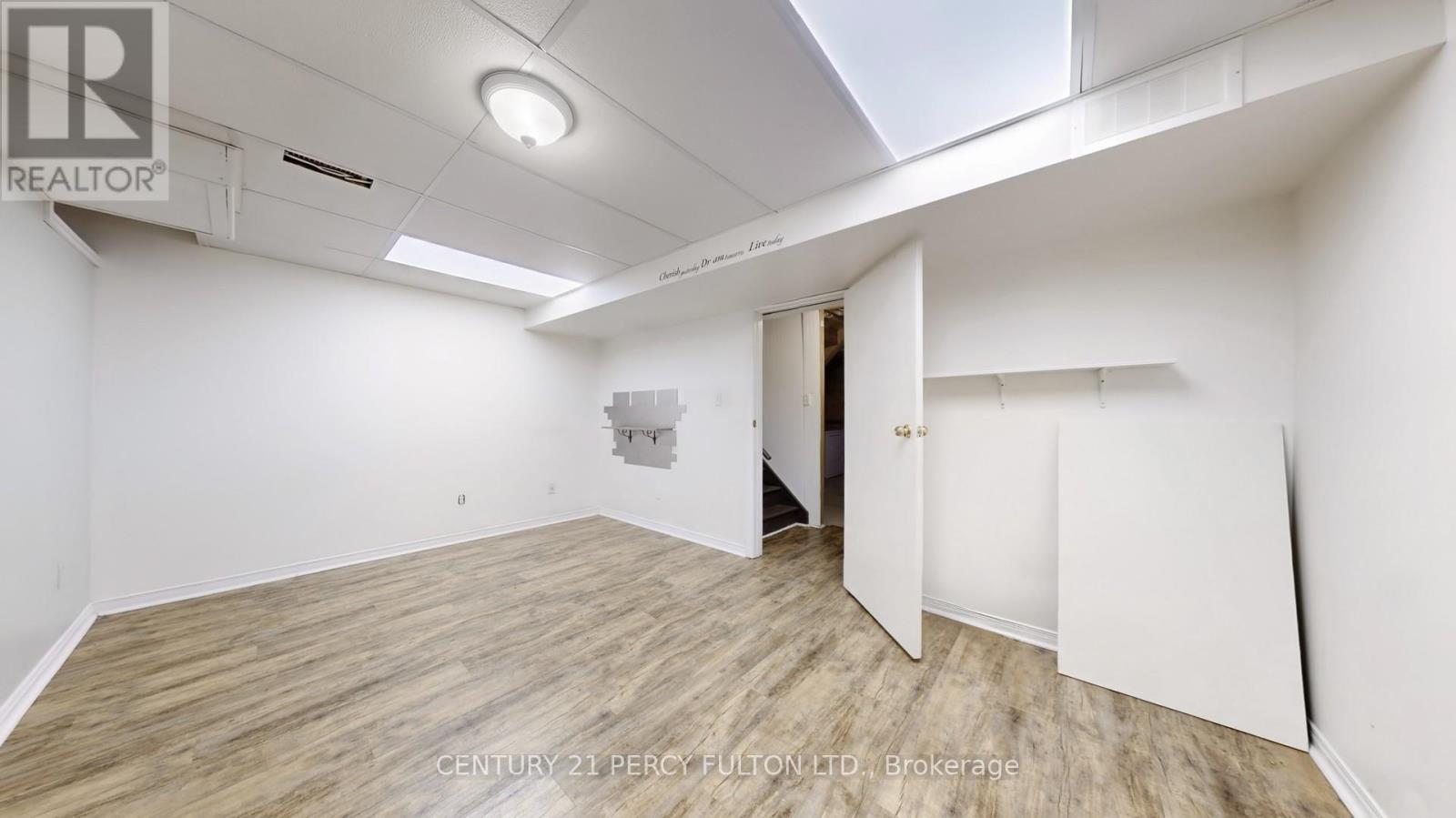138 Tunbridge Road, Barrie (Georgian Drive), Ontario  L4M 6T1 - Photo 38 - S12442669