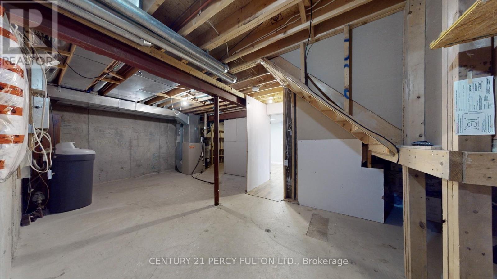 138 Tunbridge Road, Barrie (Georgian Drive), Ontario  L4M 6T1 - Photo 39 - S12442669