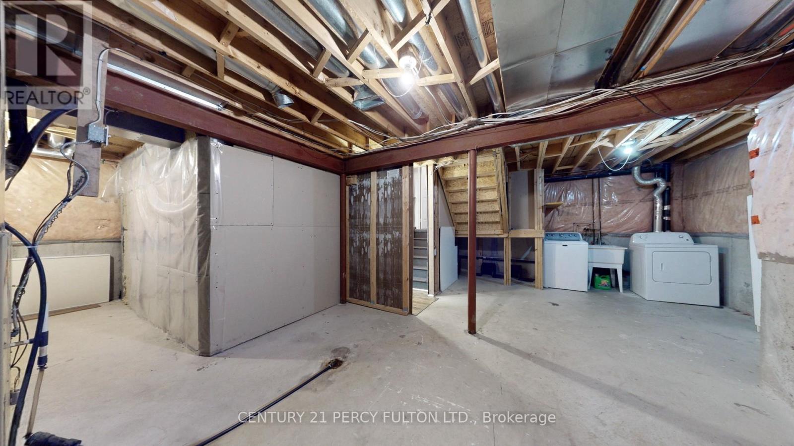 138 Tunbridge Road, Barrie (Georgian Drive), Ontario  L4M 6T1 - Photo 40 - S12442669
