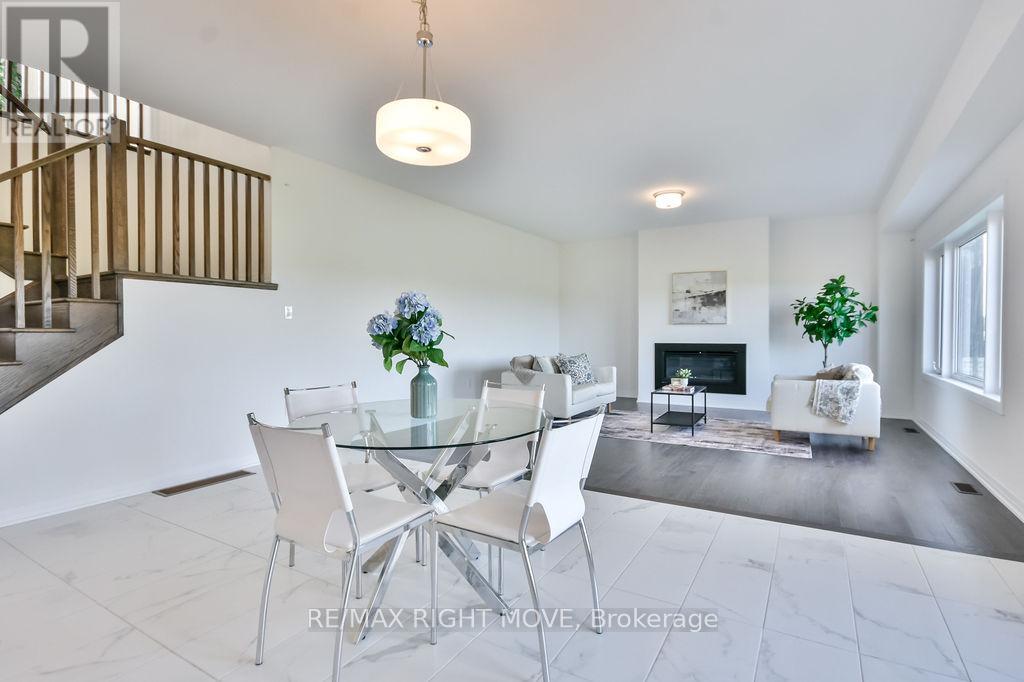 3721 Quayside Drive, Severn (West Shore), Ontario  L3V 8M9 - Photo 13 - S12442731