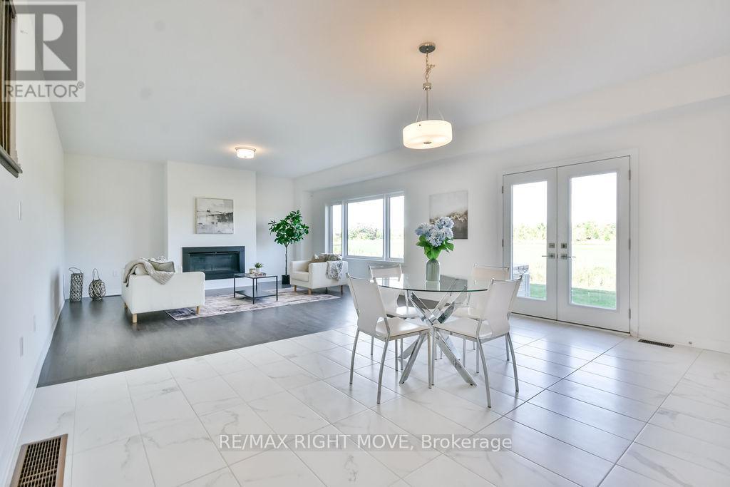 3721 Quayside Drive, Severn (West Shore), Ontario  L3V 8M9 - Photo 18 - S12442731