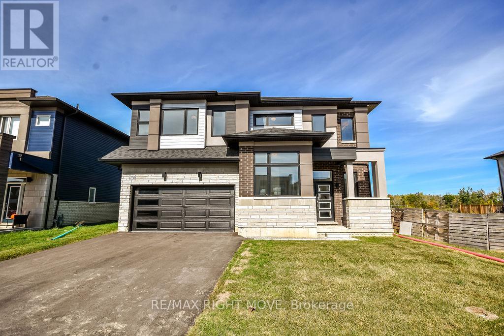 3721 Quayside Drive, Severn (West Shore), Ontario  L3V 8M9 - Photo 2 - S12442731