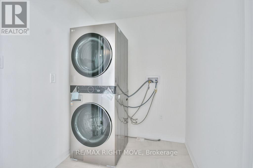 3721 Quayside Drive, Severn (West Shore), Ontario  L3V 8M9 - Photo 31 - S12442731