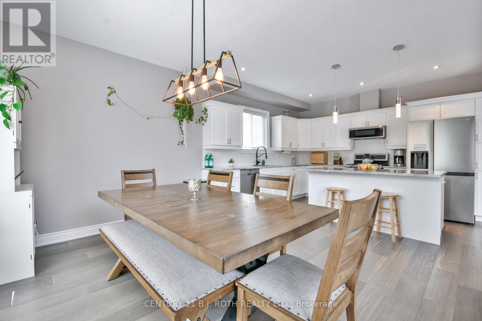 3428 Timberline Avenue, Severn (West Shore), Ontario  L3V 0V8 - Photo 16 - S12442767