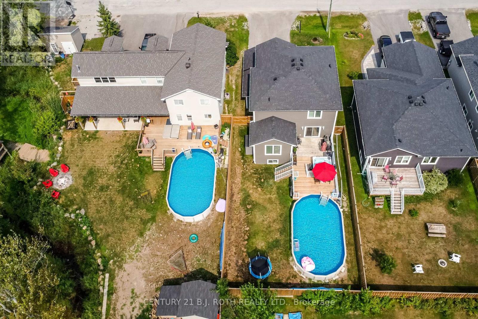 3428 Timberline Avenue, Severn (West Shore), Ontario  L3V 0V8 - Photo 5 - S12442767